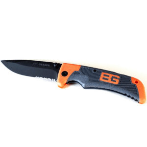 چاقو سایز متوسط گربر، یک چاقوی تاشوی کوچک و سبک است که برای فعالیت‌های کمپینگ، کوهنوردی و طبیعت‌گردی مناسب می‌باشد.