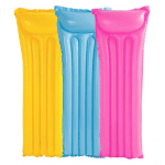 تشک بادی روی آب اینتکس، محصولی محبوب برای استراحت و تفریح در آب میباشد تا لحظاتی آرام و دلپذیر را در استخر، دریاچه یا ساحل تجربه کنید.