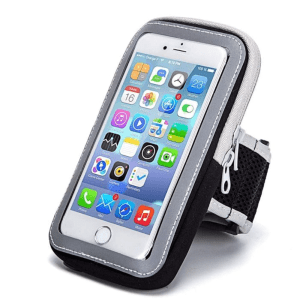 کیف بازویی جای موبایل، وسیله‌ای است که برای حمل گوشی موبایل روی بازو هنگام ورزش یا فعالیت‌های دیگر استفاده می‌شود.